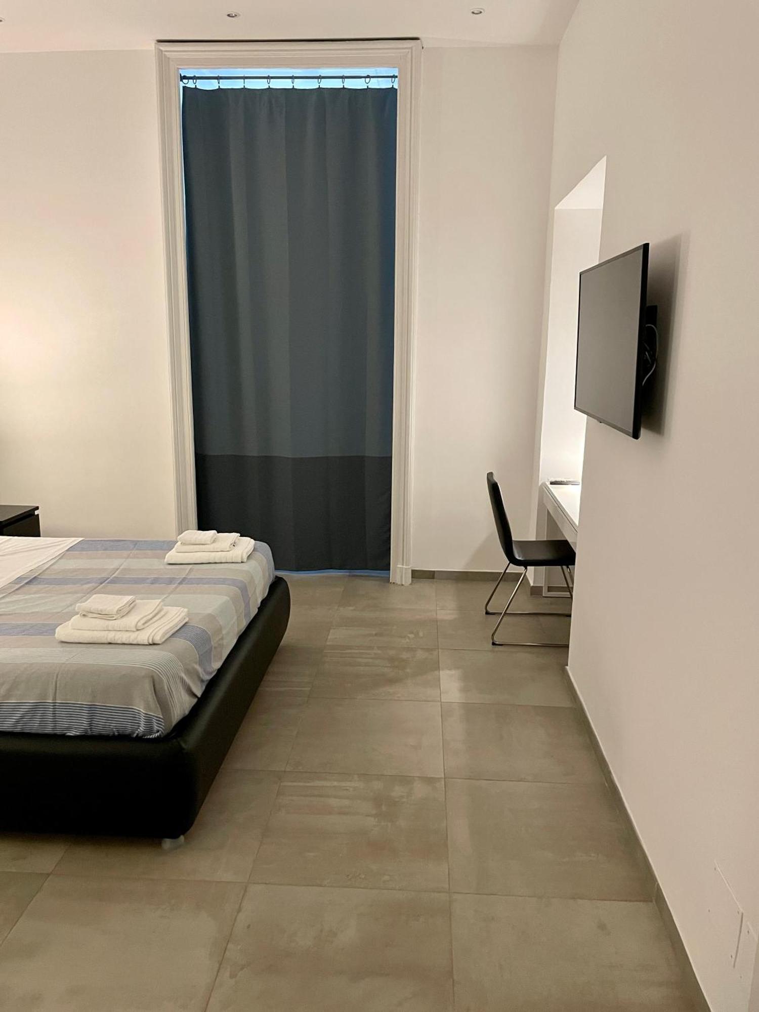 Napoli Centrale Suite Eksteriør billede