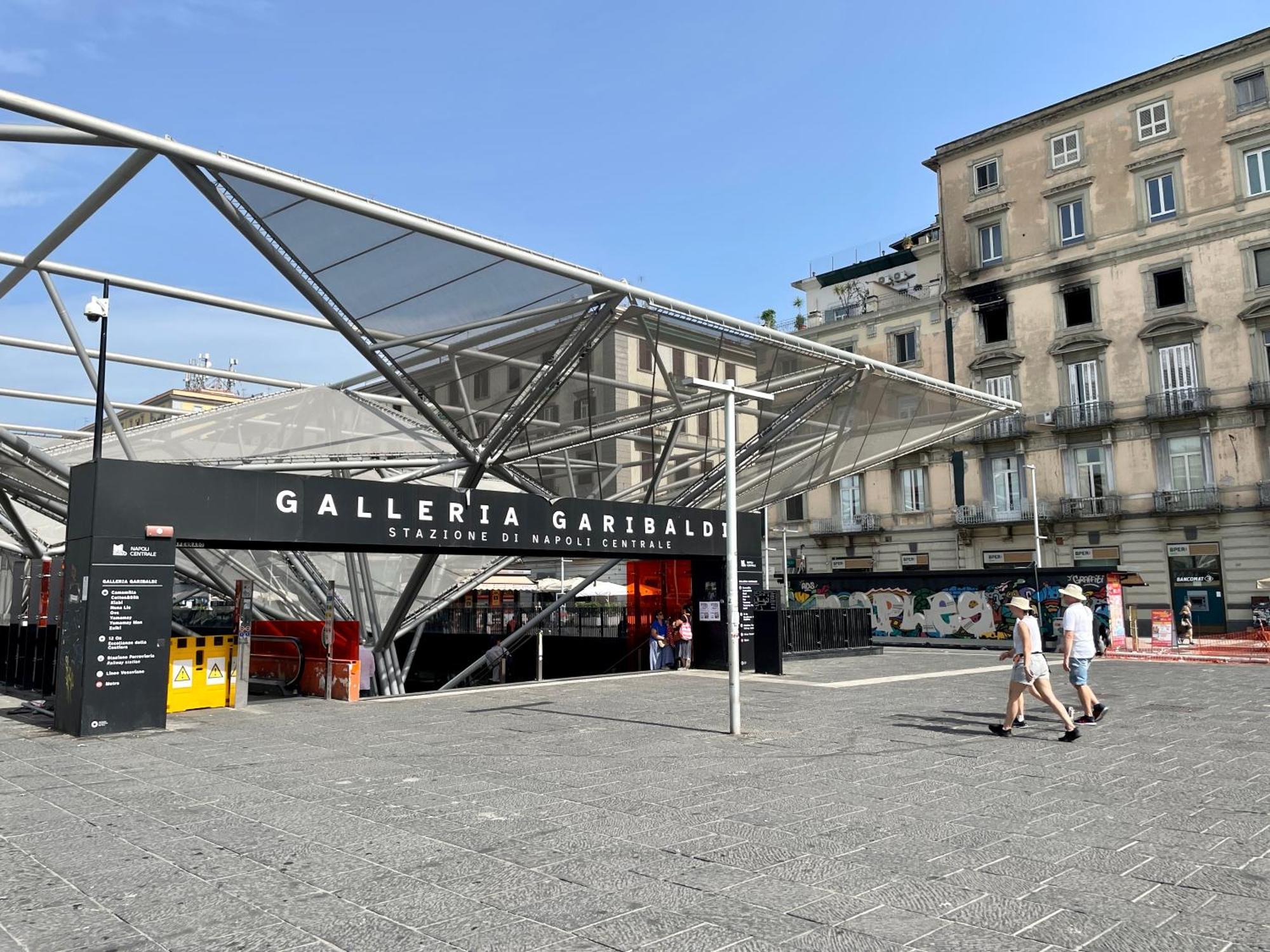 Napoli Centrale Suite Eksteriør billede