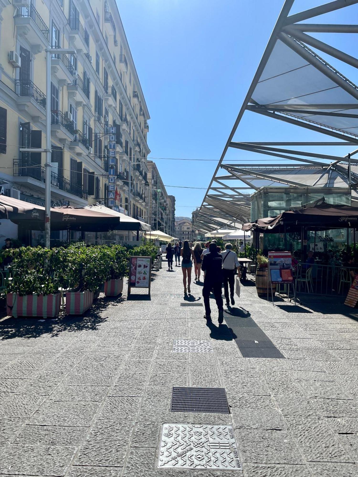 Napoli Centrale Suite Eksteriør billede